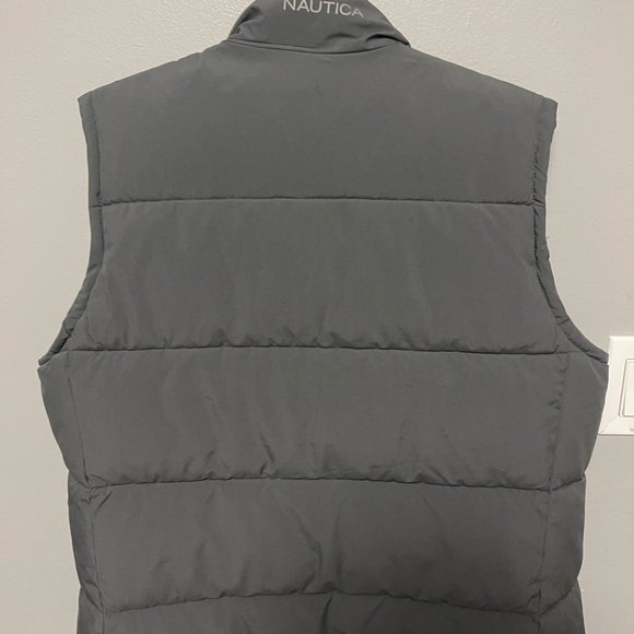 Nautica Men's Charcoal Quilted Vest - Picture 2 of 3